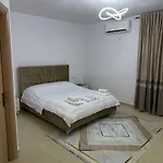 Prestige Lakeview * Tirana