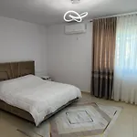 Prestige Lakeview