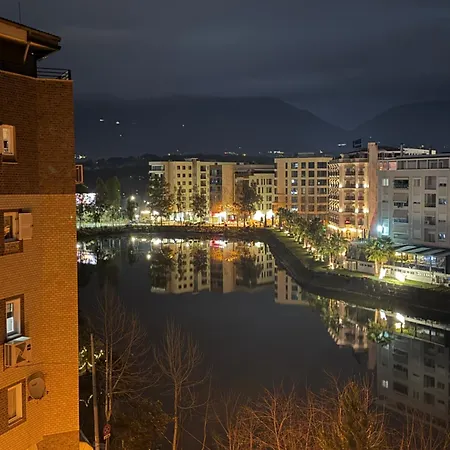 Prestige Lakeview 公寓