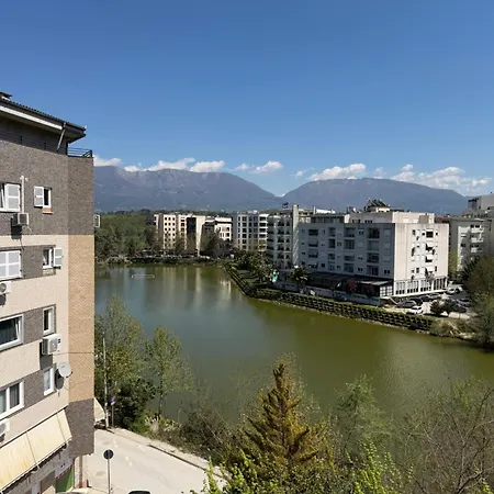 Mmsqere *