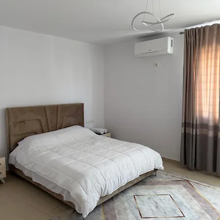 Prestige Lakeview 公寓 *