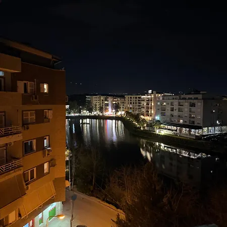 公寓 Prestige Lakeview 地拉那