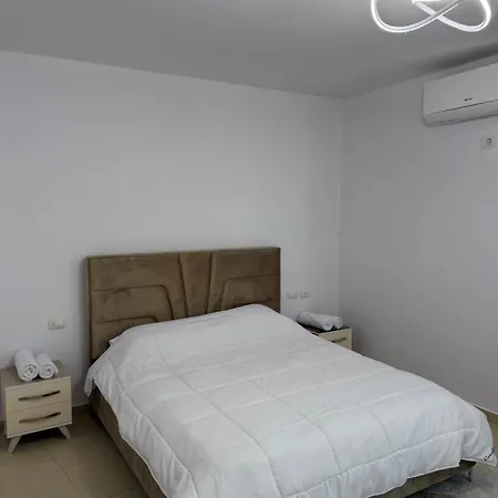 公寓 Prestige Lakeview 地拉那