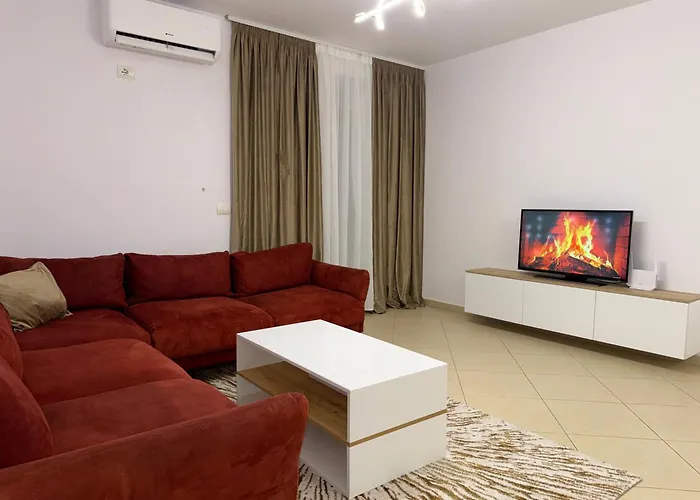 Prestige Lakeview تيرانا