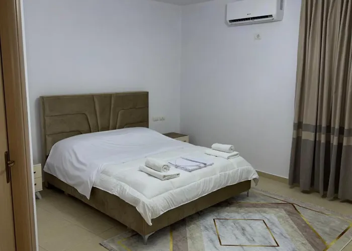 Prestige Lakeview * تيرانا